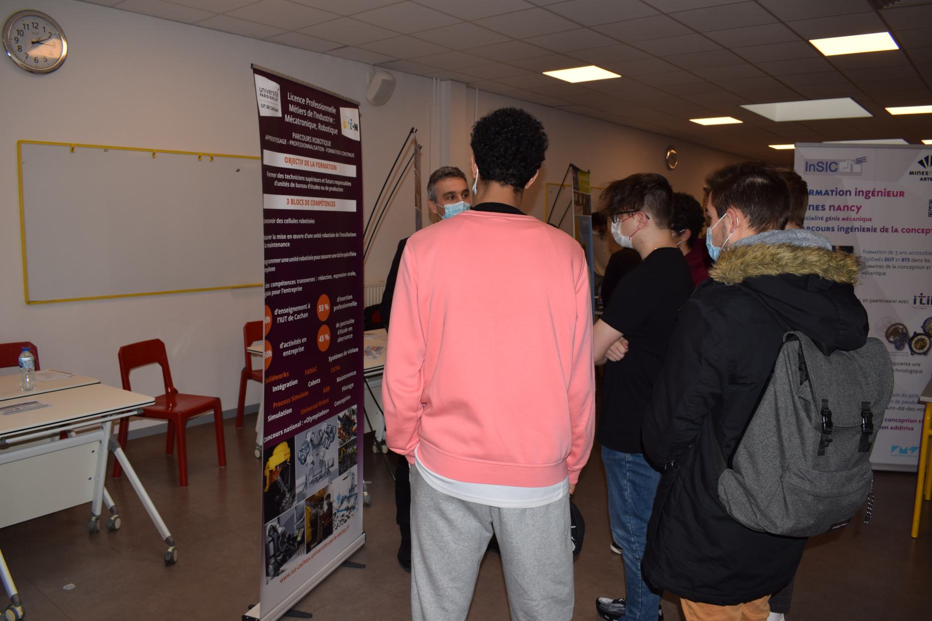 Inscriptions en Licences Professionnelles | IUT de Cachan
